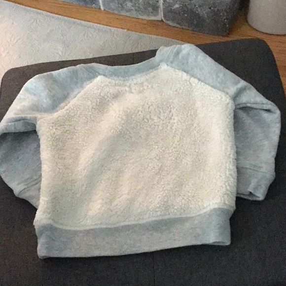 Baby Gap 18-24 months soft and cozy baby polar bear 2 piece set pants and top - Picture 3 of 7